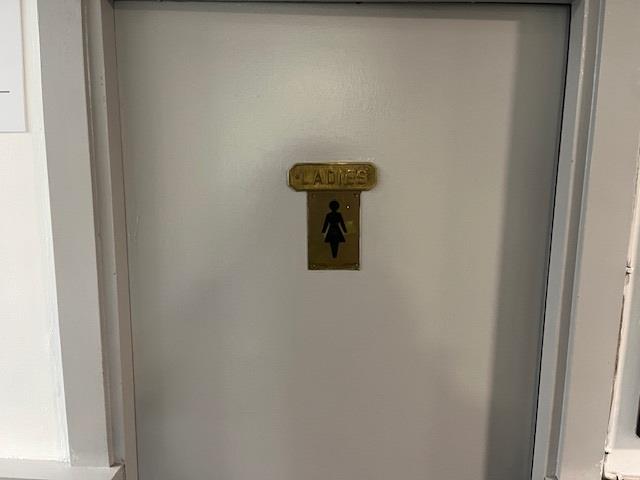 Entrance to ladies toilets
